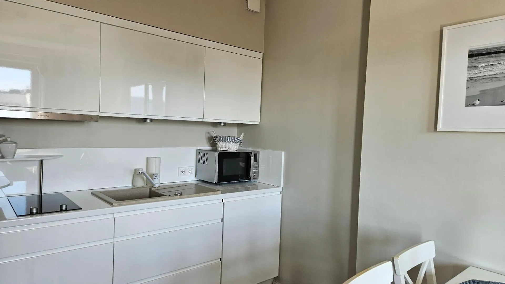 Komfortowy Apartament Z Aneksem Kuchennym, Dzielnica Uzdrowisko Kolobrzeg Apartment